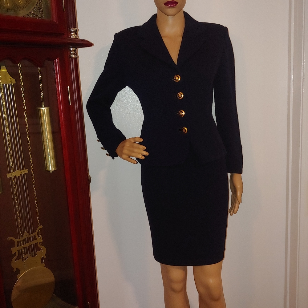 ST JOHN BASICS 2 4 6 NAVY SANTANA KNIT SKIRT SUIT